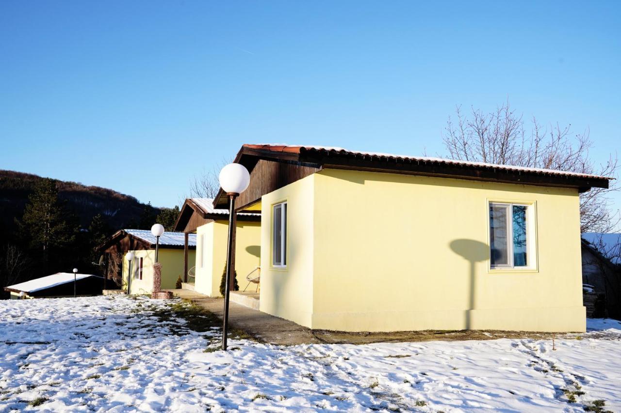 Daskalov Bungalows Chervena Lokva Exterior foto